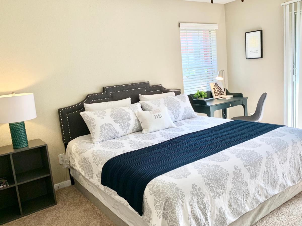 Spacious 2Br&2Ba Med Center Apt, Free Parking&Shuttle Houston Exterior photo
